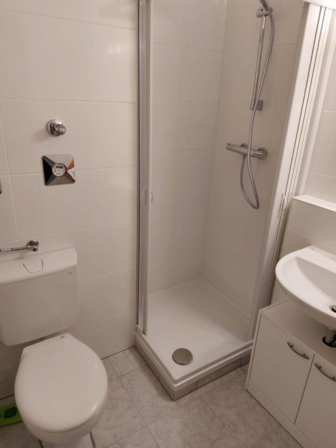 Apartment Homburg Uni-Naehe Екстериор снимка