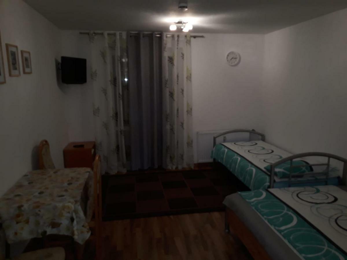 Apartment Homburg Uni-Naehe Екстериор снимка